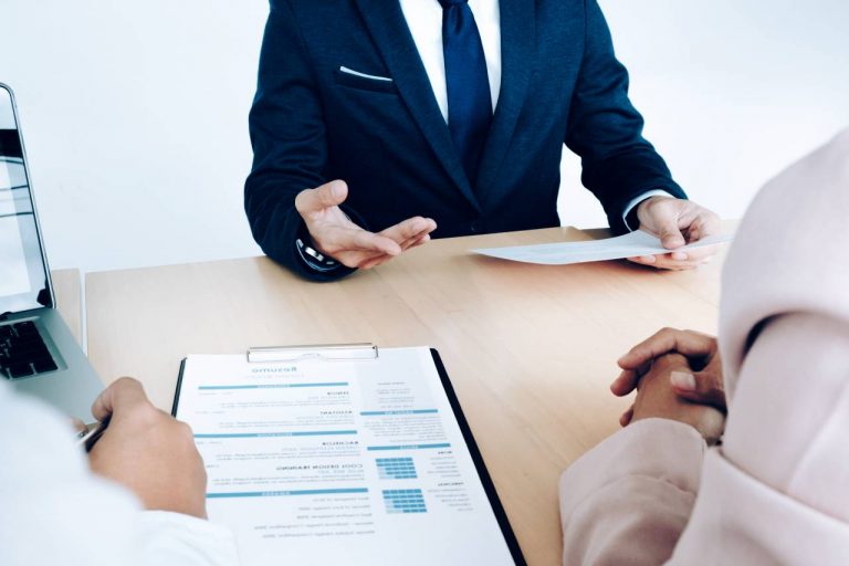Comment vous inscrire à la formation assistante de direction